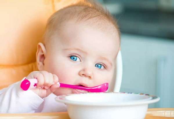 Как организовать питание ребенка в 7 месяцев