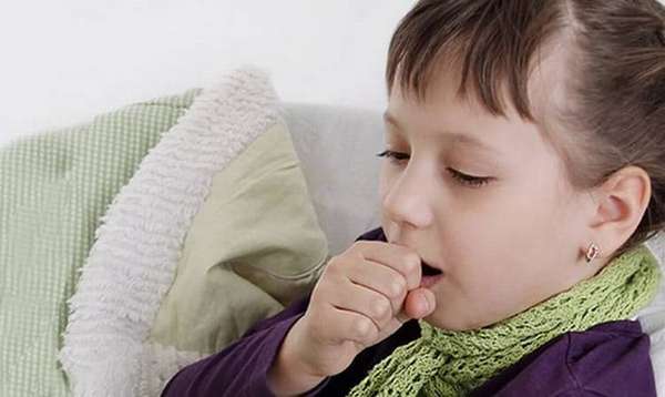 Узнайте, назначается ли антибиотик для детей при кашле и температуре.