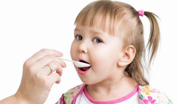 В целях профилактики деткам-ацетоникам полезно давать витамины.