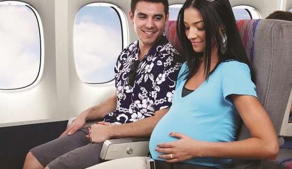 Второй триместр считается самым подходящим временем для перелетов во время беременности.