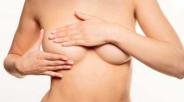 Что делать если обвисла грудь после родов