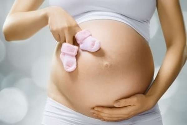 Беременная девушка после дриллинга яичников