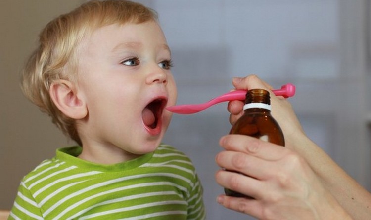 Очень важно давать деткам такие серьезные препараты во время или после еды.