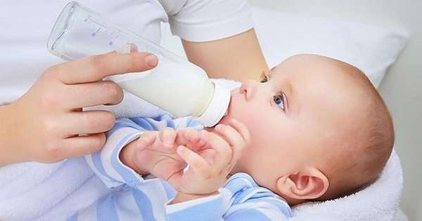 В случае лактазной недостаточности малышу могут назначить гидролизованную смесь либо ферменты, если он находится на грудном вскармливании.