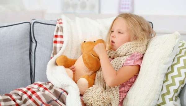 Есть определенные клинические рекомендации при пневмонии у детей.