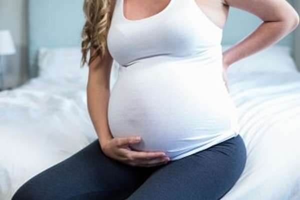 Как проявляет себя боль в яичнике при беременности
