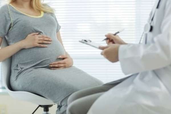 беременная женщина с кистой яичника