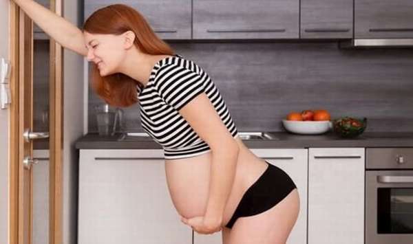 Почему жжёт яичники на последнем сроке беременности