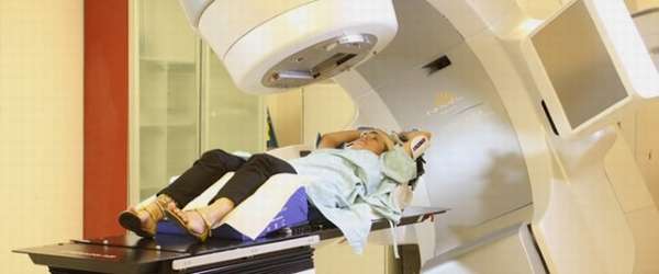 Как проводится радиотерапия при раке яичников у женщины